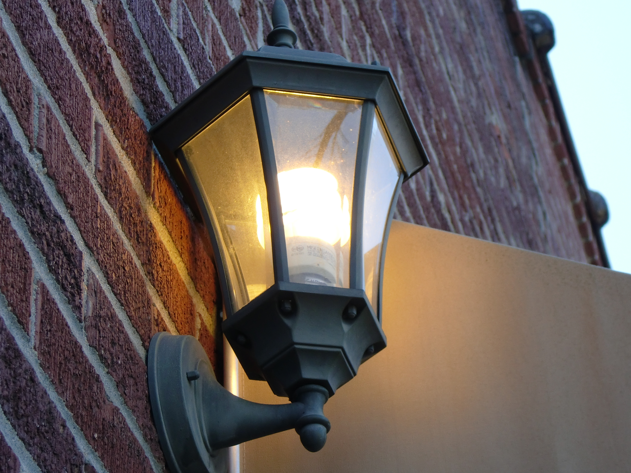 Led Track Lighting How To Choose The, How To Change A Outside Light Fixture